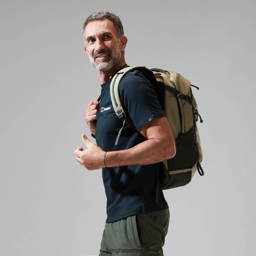 snowdon fargelogo med kortermet t-skjorte Berghaus menn svart F262D6191 klær